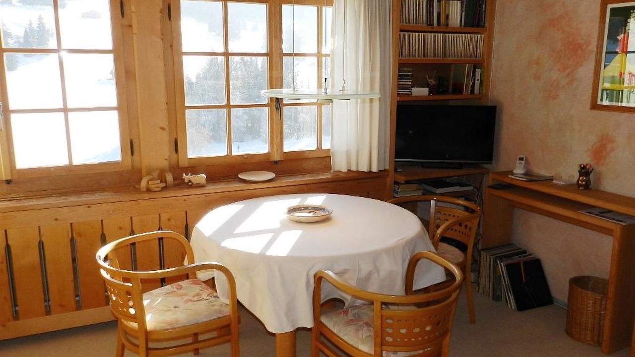 Photo of Bedroom in Saanenmoeser