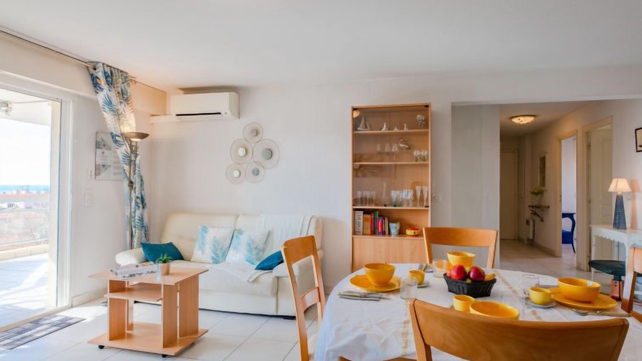 Photo of Livingroom in Frejus Plage