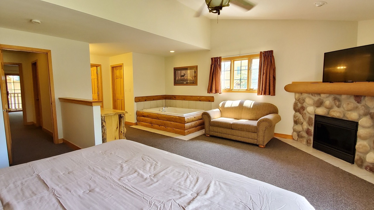 Photo of Bedroom in Oglesby