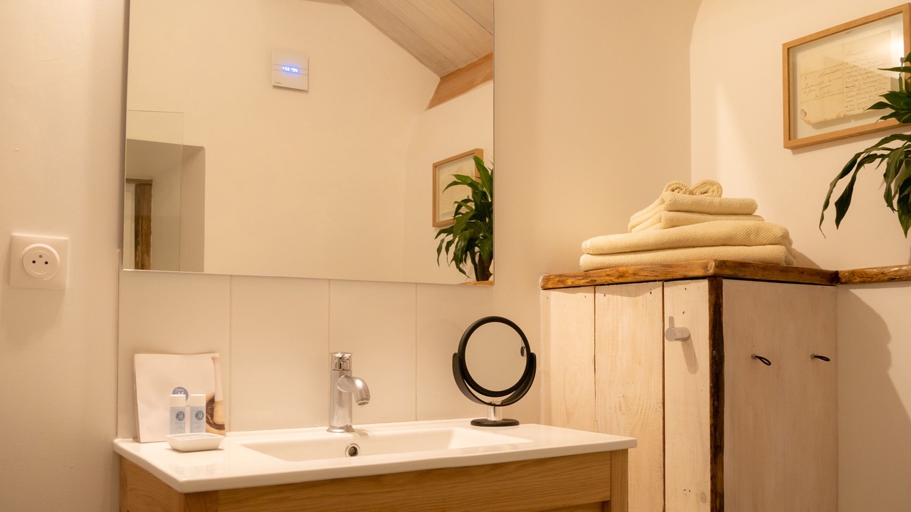 Photo of Bathroom in Lacaze