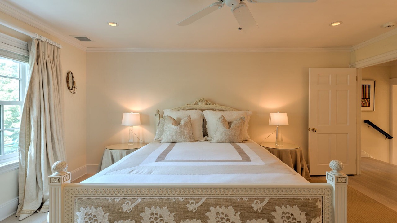 Photo of Bedroom in Village of Southampton