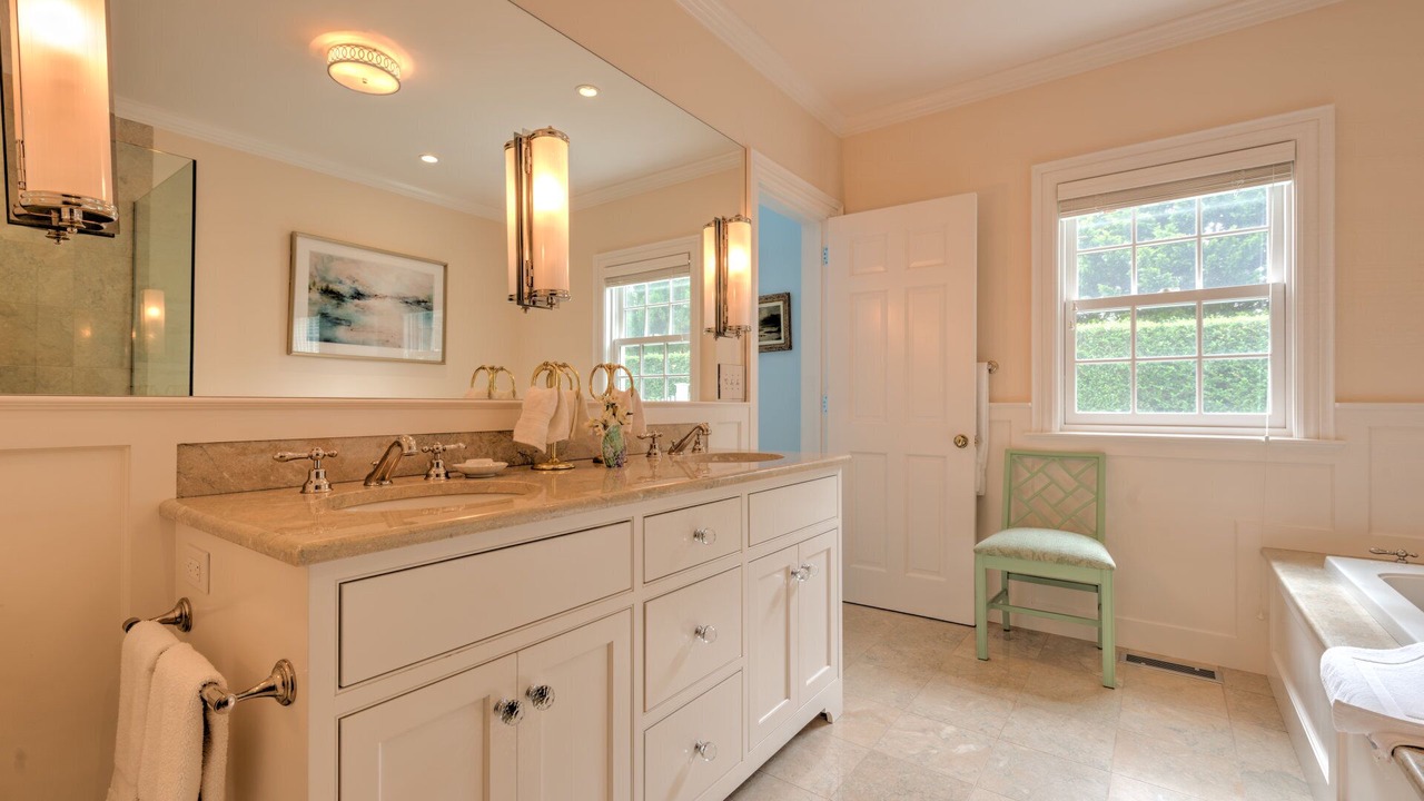 Photo of Bathroom in Village of Southampton