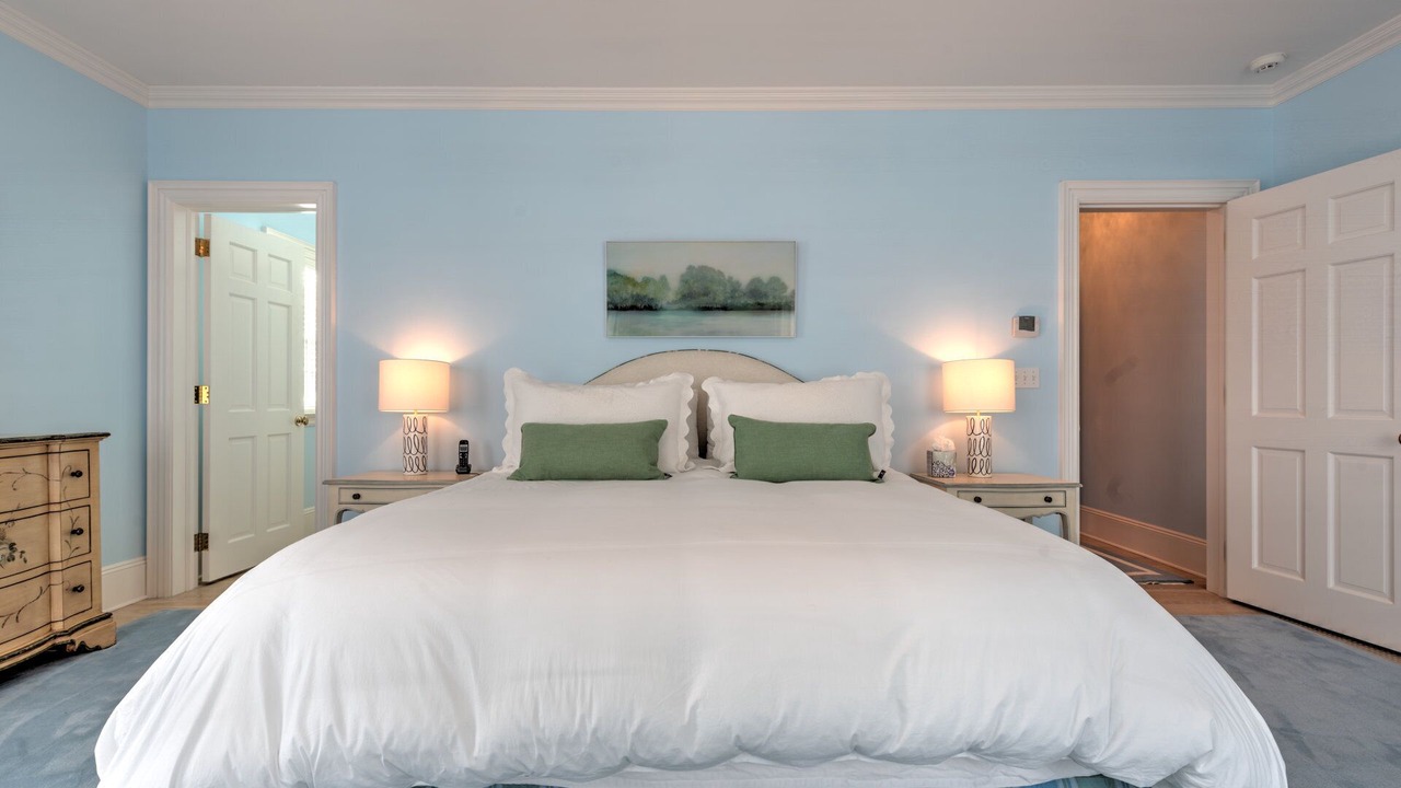 Photo of Bedroom in Village of Southampton