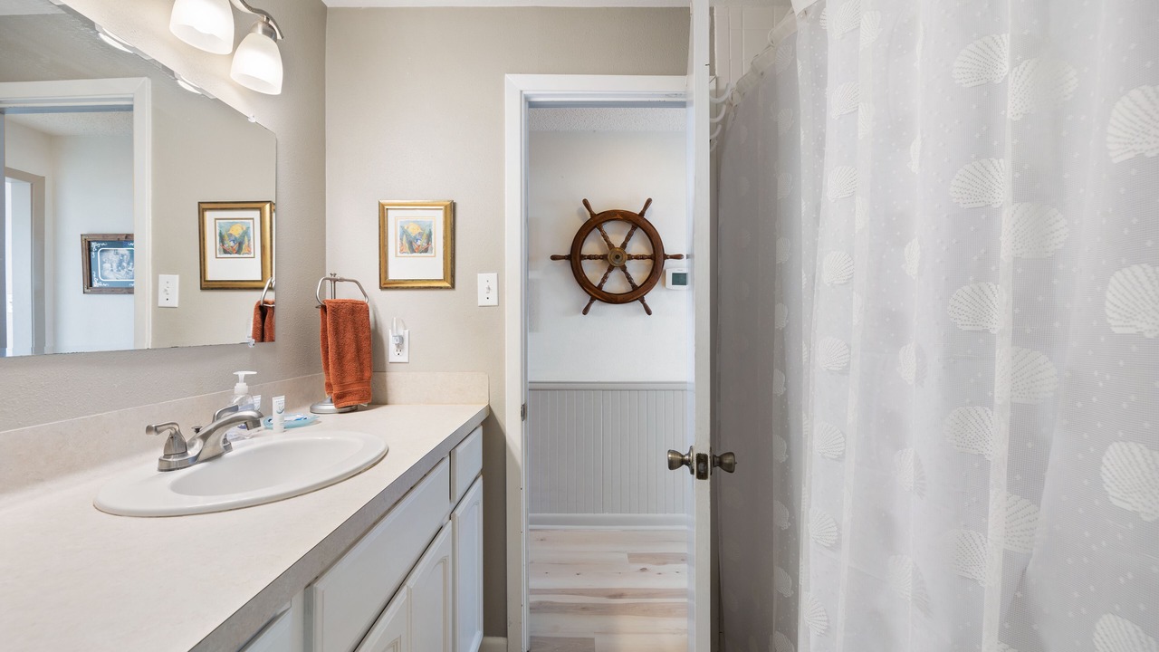 Photo of Bathroom in Galveston