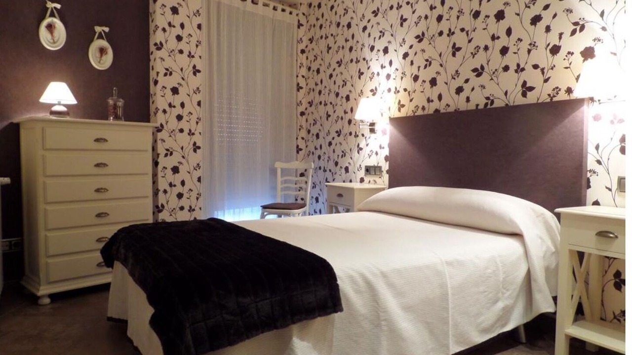 Photo of Bedroom in Sos del Rey Catolico