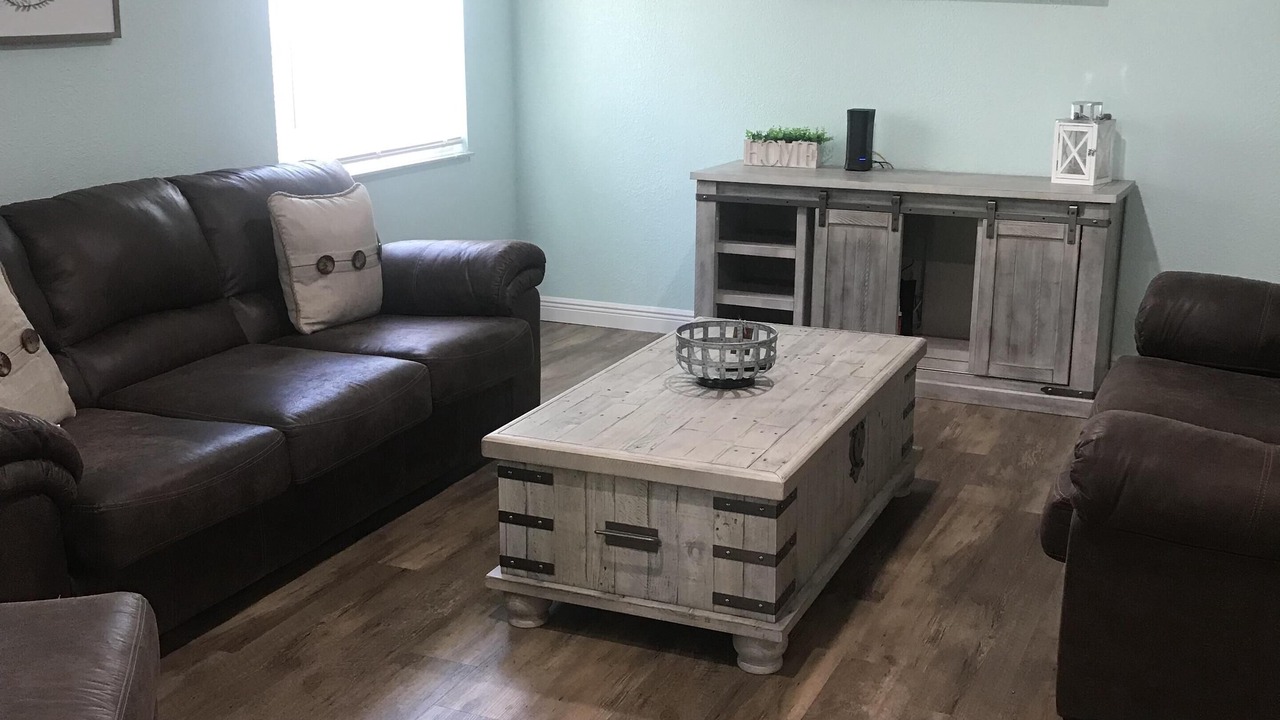 Photo of Bedroom in Weeki Wachee Gardens