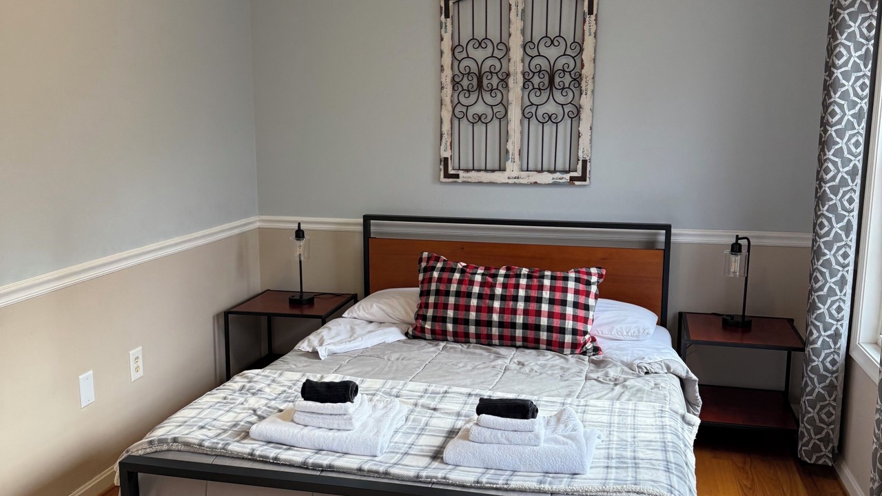 Photo of Bedroom in Chester Gap