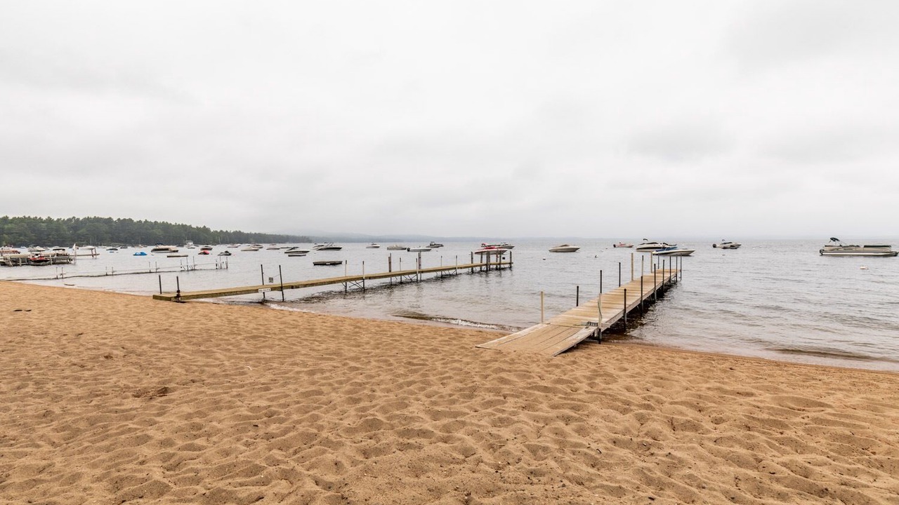 Photo of Others in Sebago