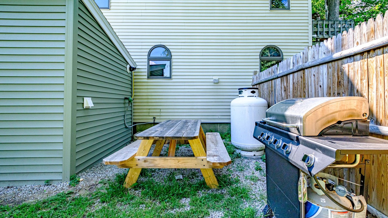 Photo of Outdoor in Sebago