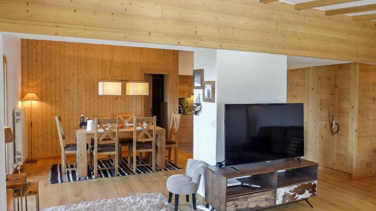 Photo of Livingroom in Arveyes