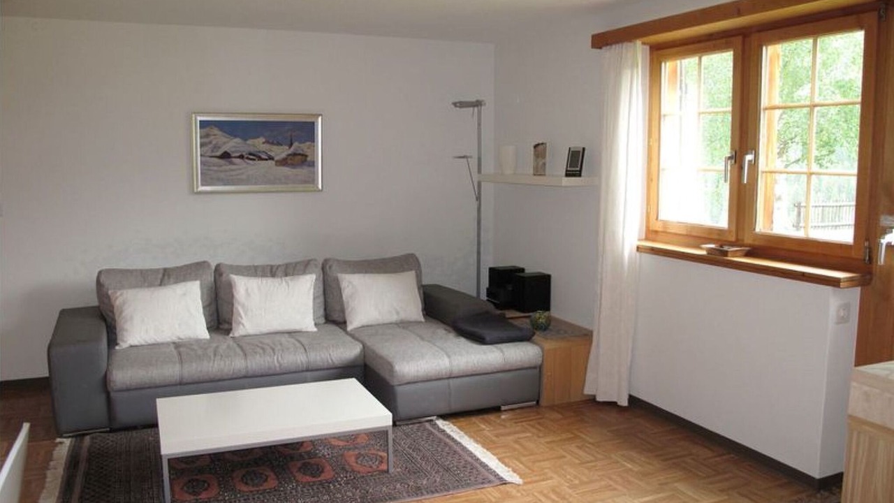 Photo of Bedroom in Tujetsch