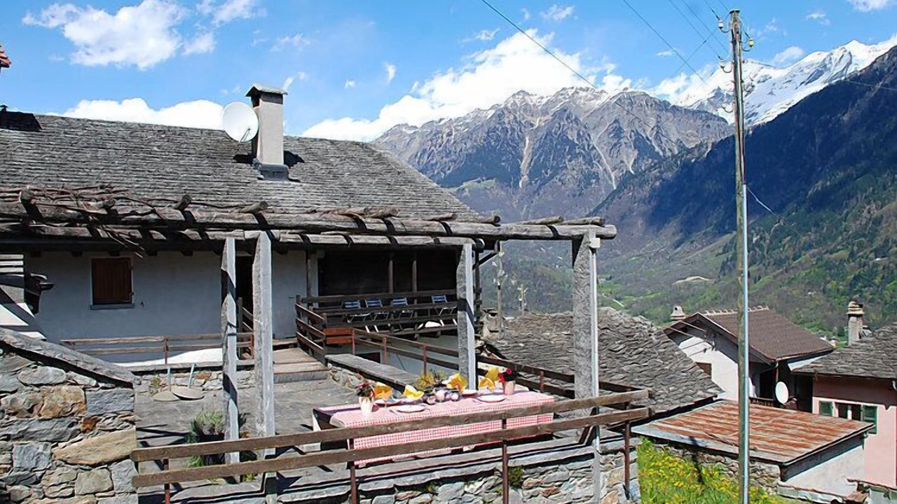 Photo of Outdoor in Leontica
