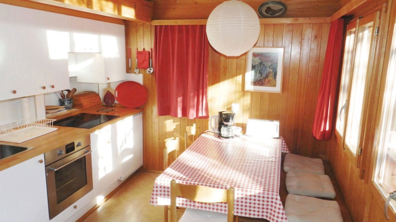 Photo of Bedroom in Lauenen