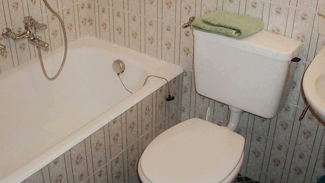 Photo of Bathroom in Chardonne