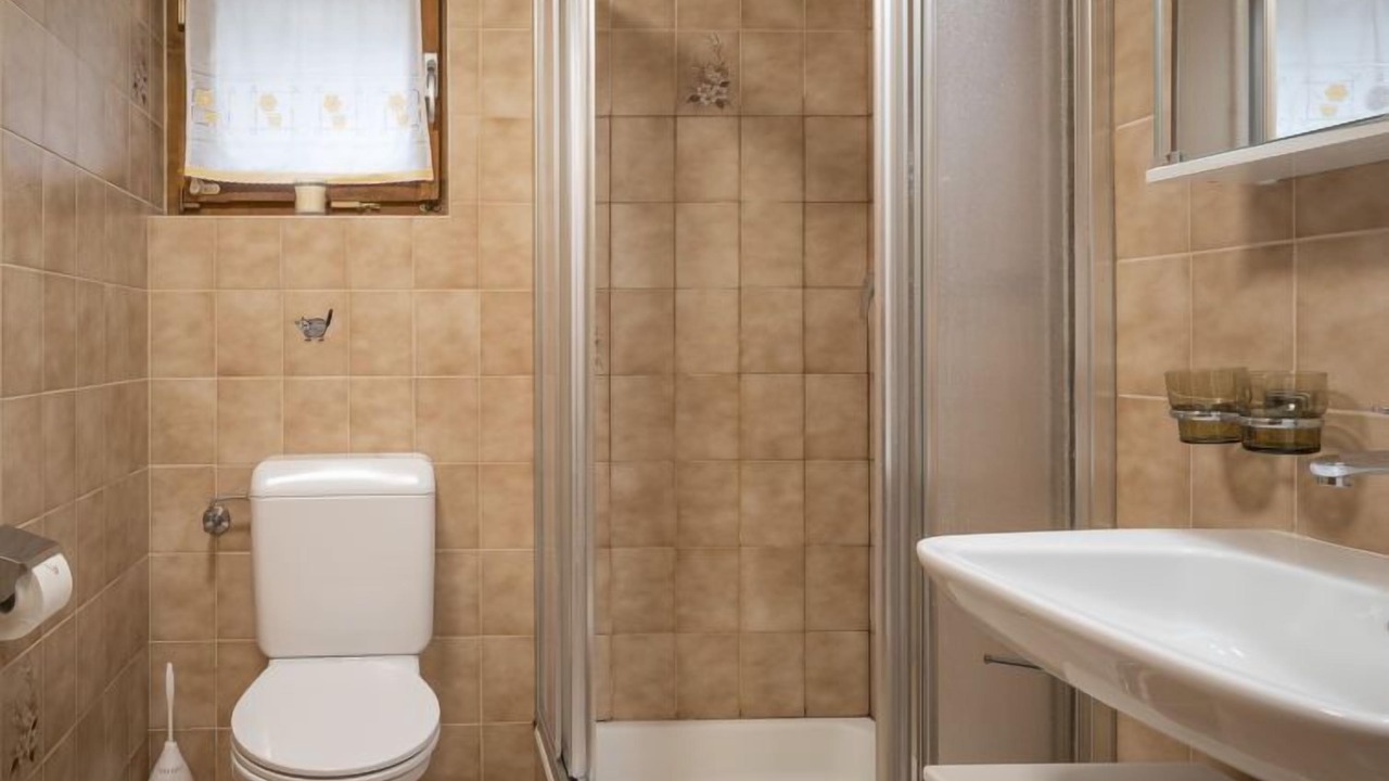 Photo of Bathroom in Leytron