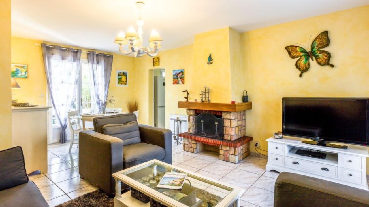 Photo of Bedroom in Saint-Palais-sur-Mer