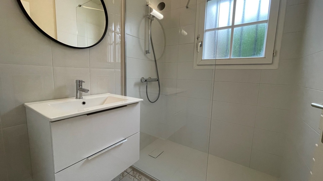 Photo of Bathroom in Saint-Palais-sur-Mer