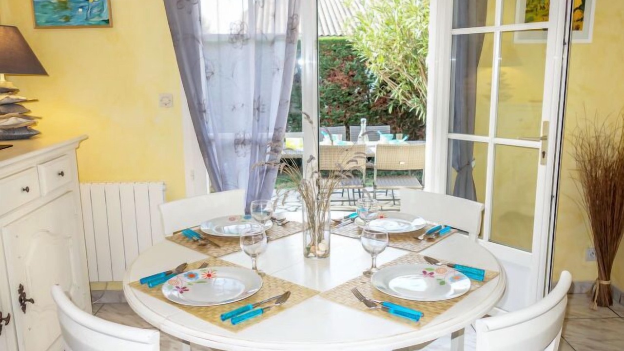 Photo of Bedroom in Saint-Palais-sur-Mer