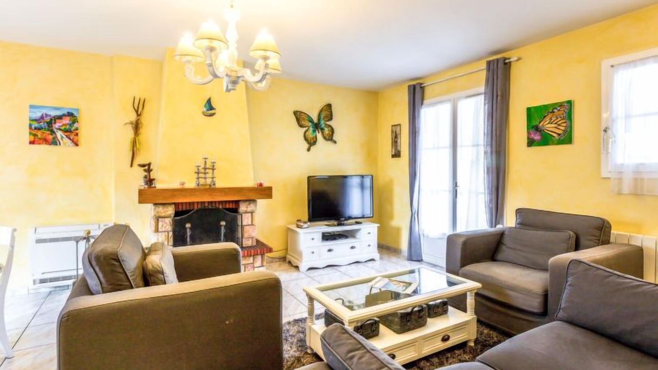 Photo of Bedroom in Saint-Palais-sur-Mer