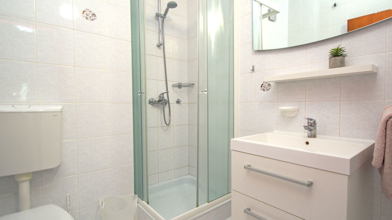 Photo of Bathroom in Tribunj