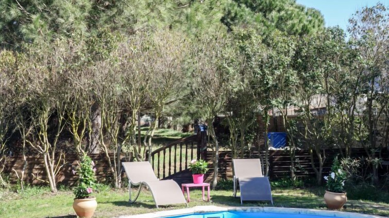 Photo of Outdoor in Saint-Laurent-d'Aigouze