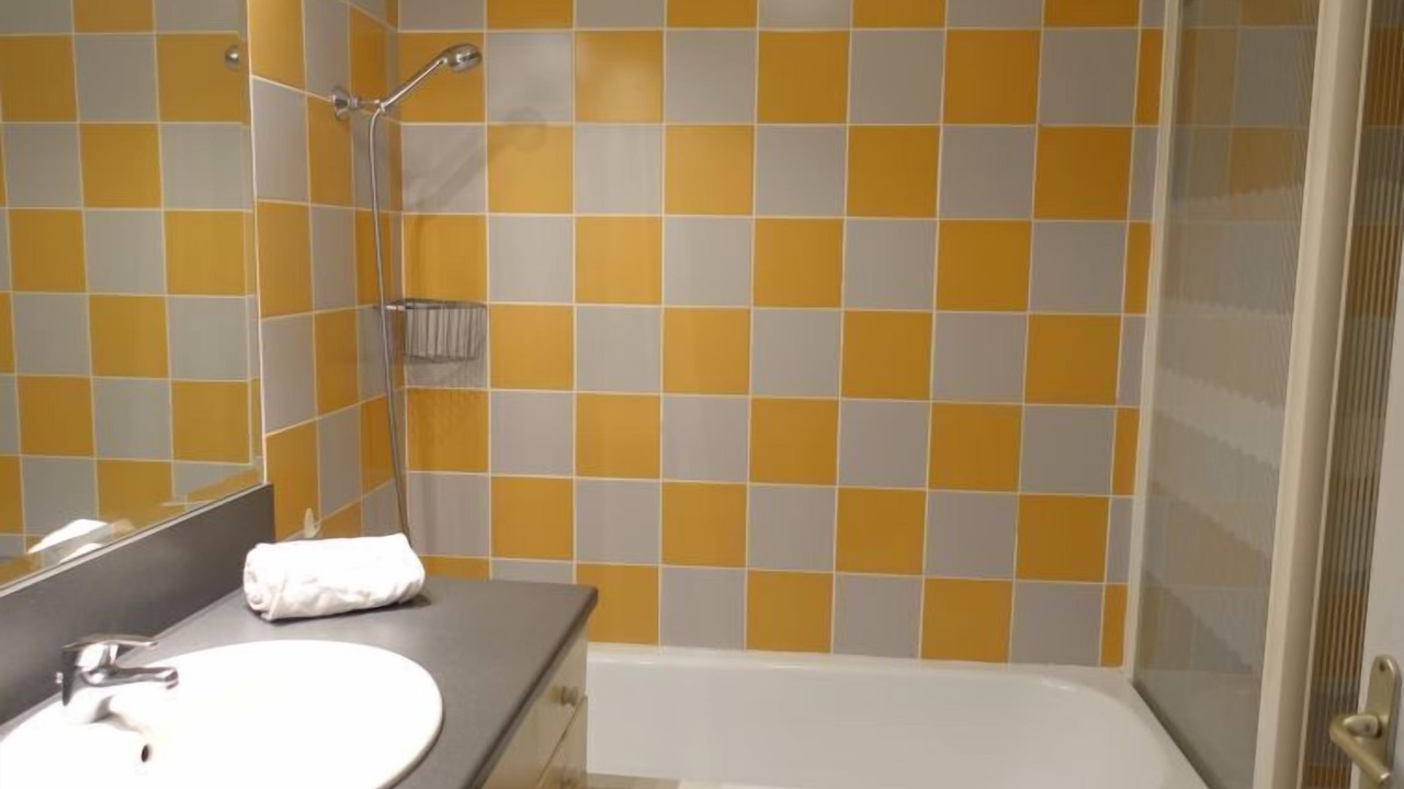 Photo of Bathroom in Gruissan
