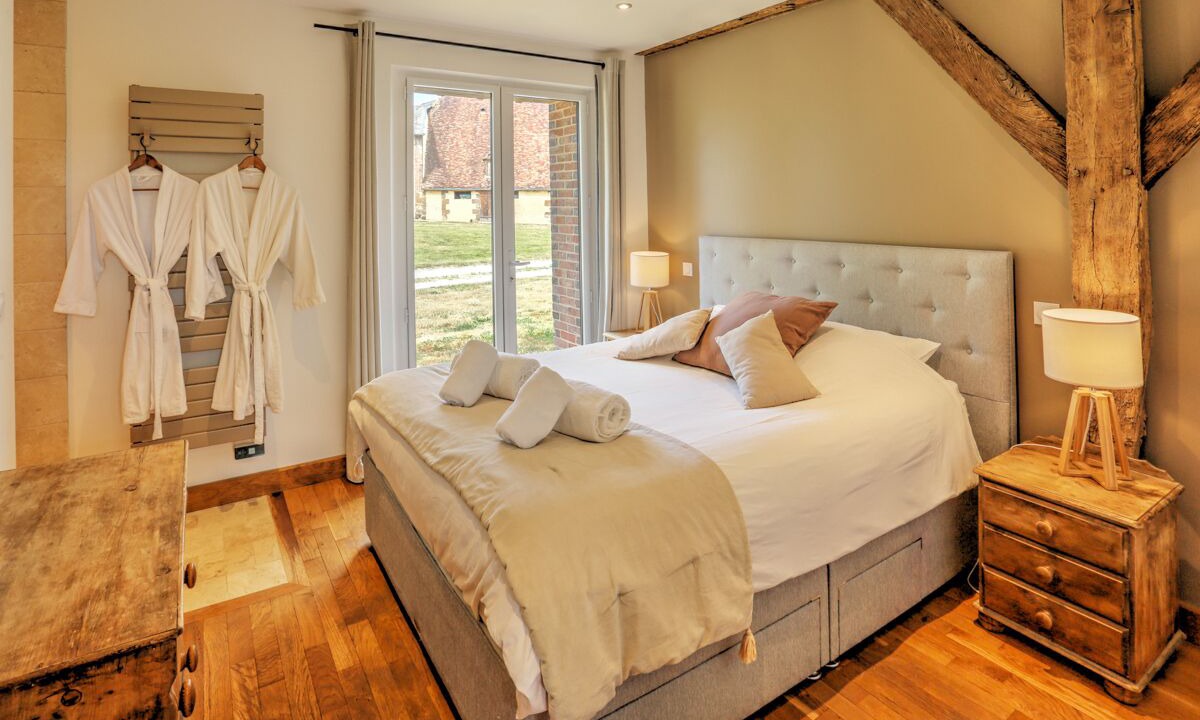 Photo of Bedroom in Saint-Fargeau