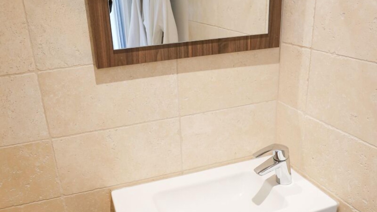 Photo of Bathroom in Saint-Fargeau