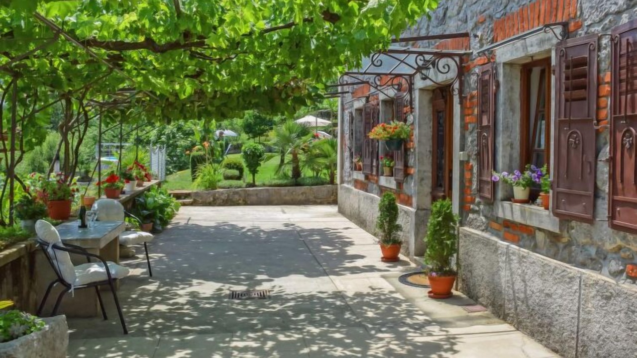 Photo of Others in Rukavac