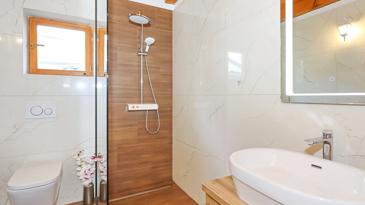 Photo of Bathroom in Sukosan