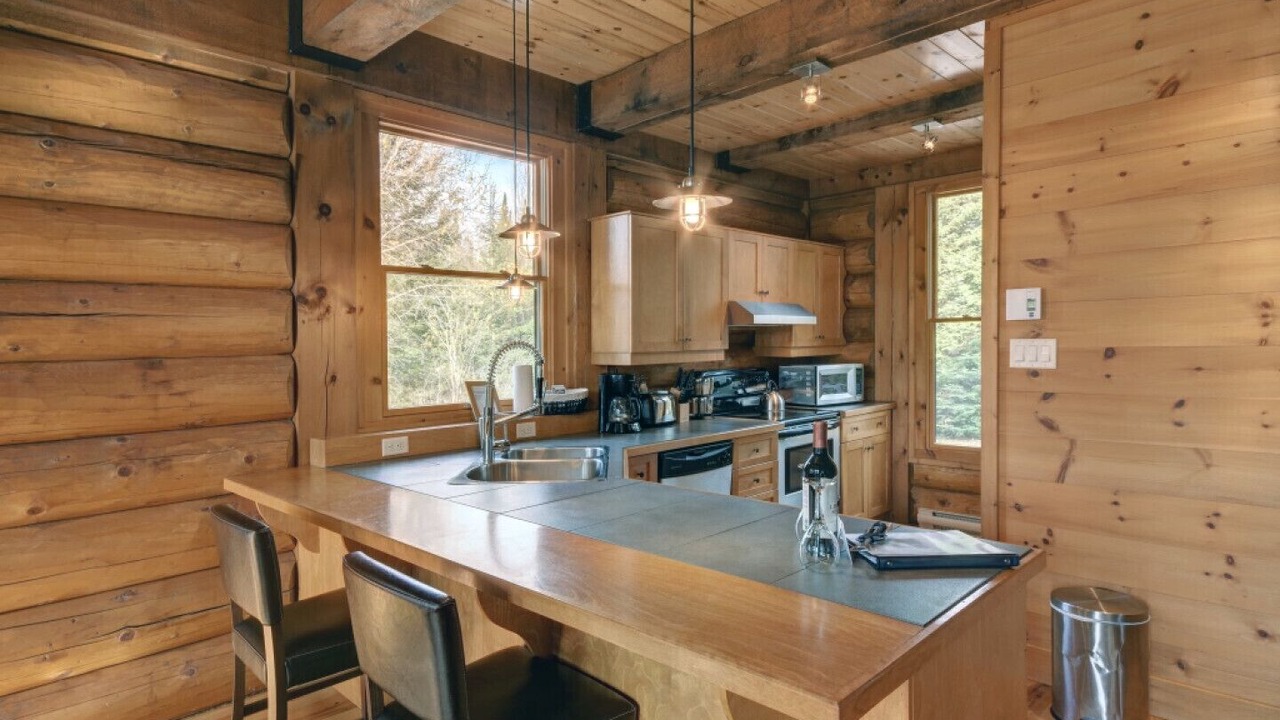 Photo of Kitchen in Lac Superieur Village