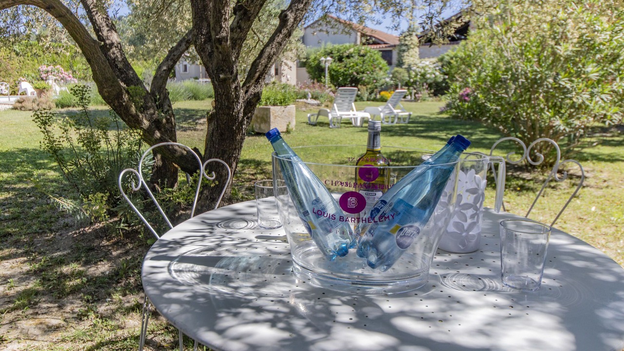 Photo of Outdoor in Villelaure