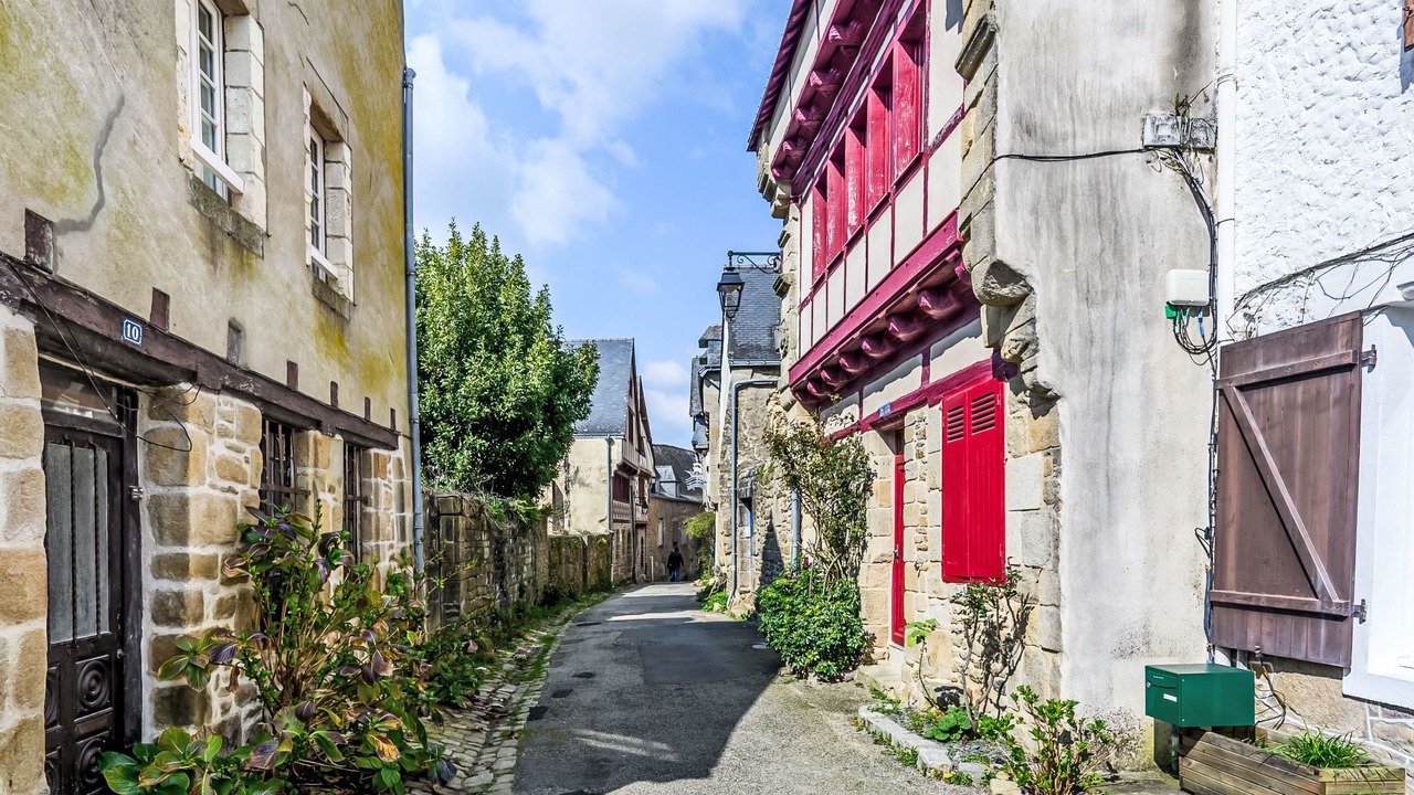 Photo of Others in Auray