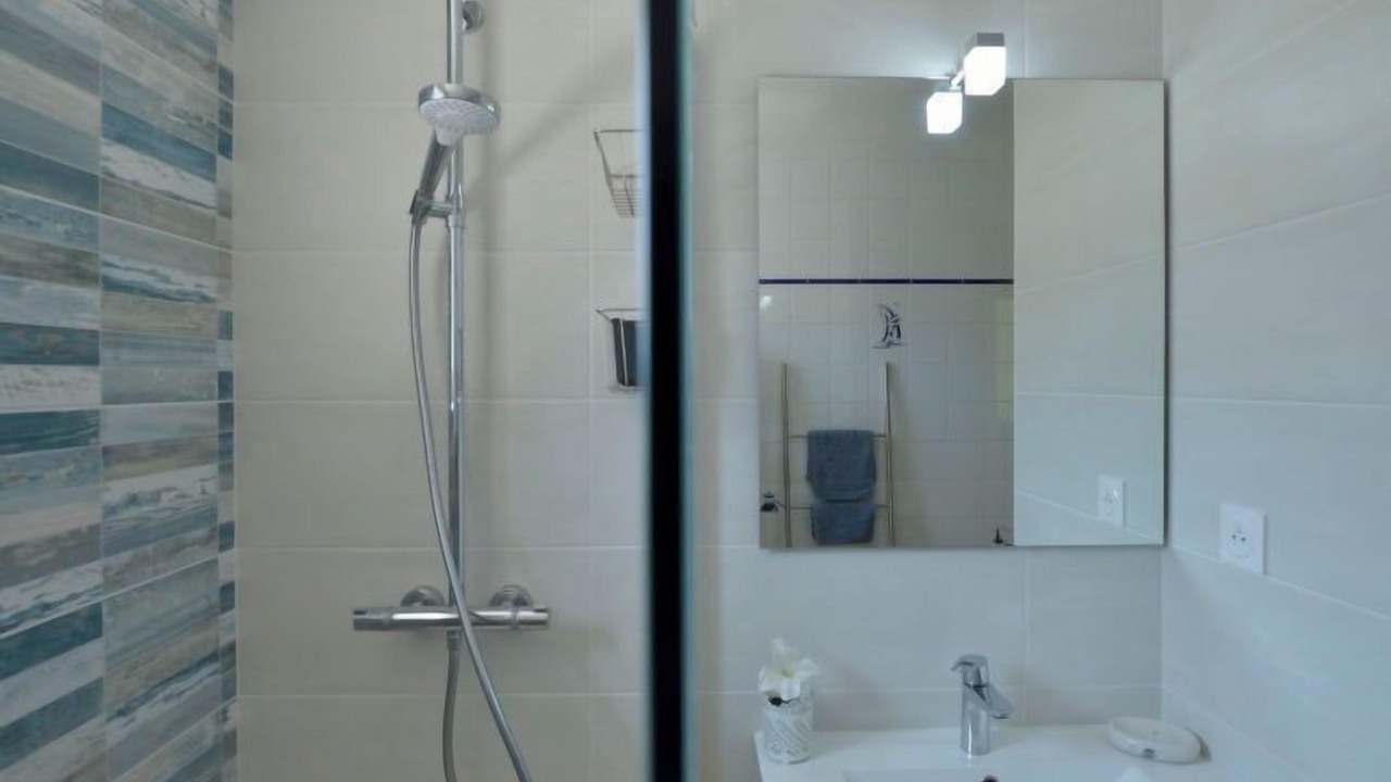 Photo of Bathroom in Ploemeur