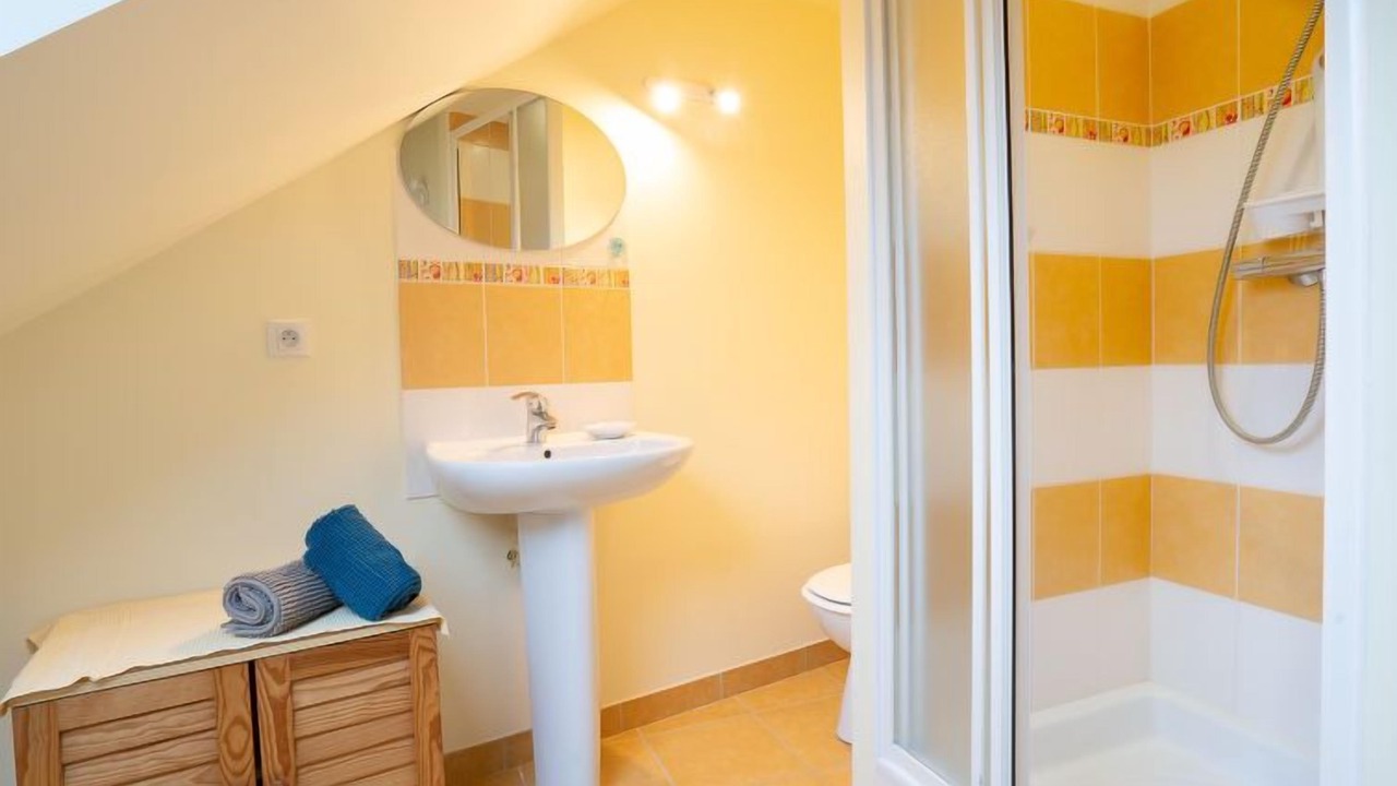 Photo of Bathroom in Saint-Ideuc