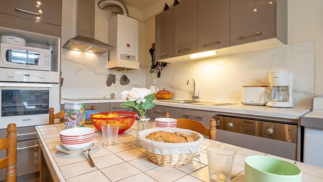 Photo of Bedroom in Saint-Ideuc