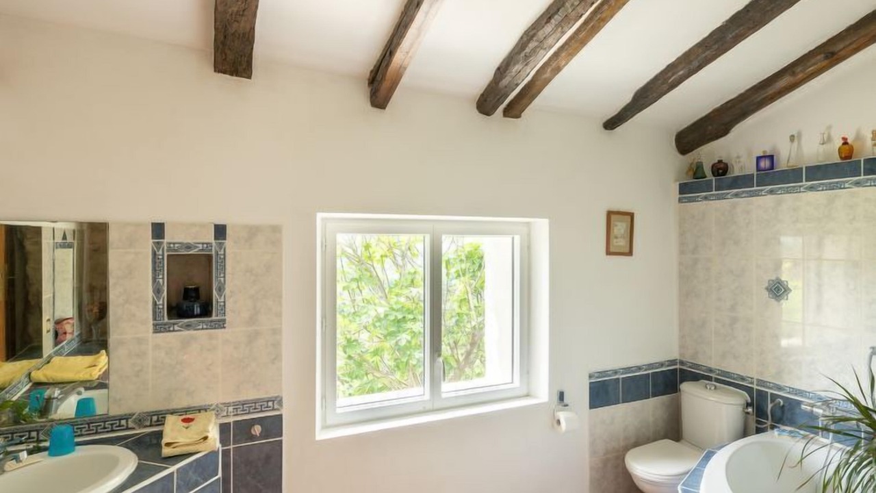 Photo of Bathroom in Saint-Jean-du-Gard