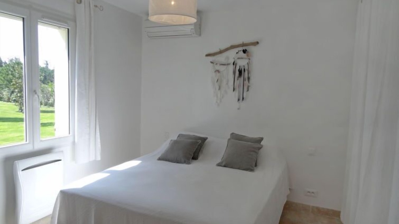 Photo of Others in Eyragues