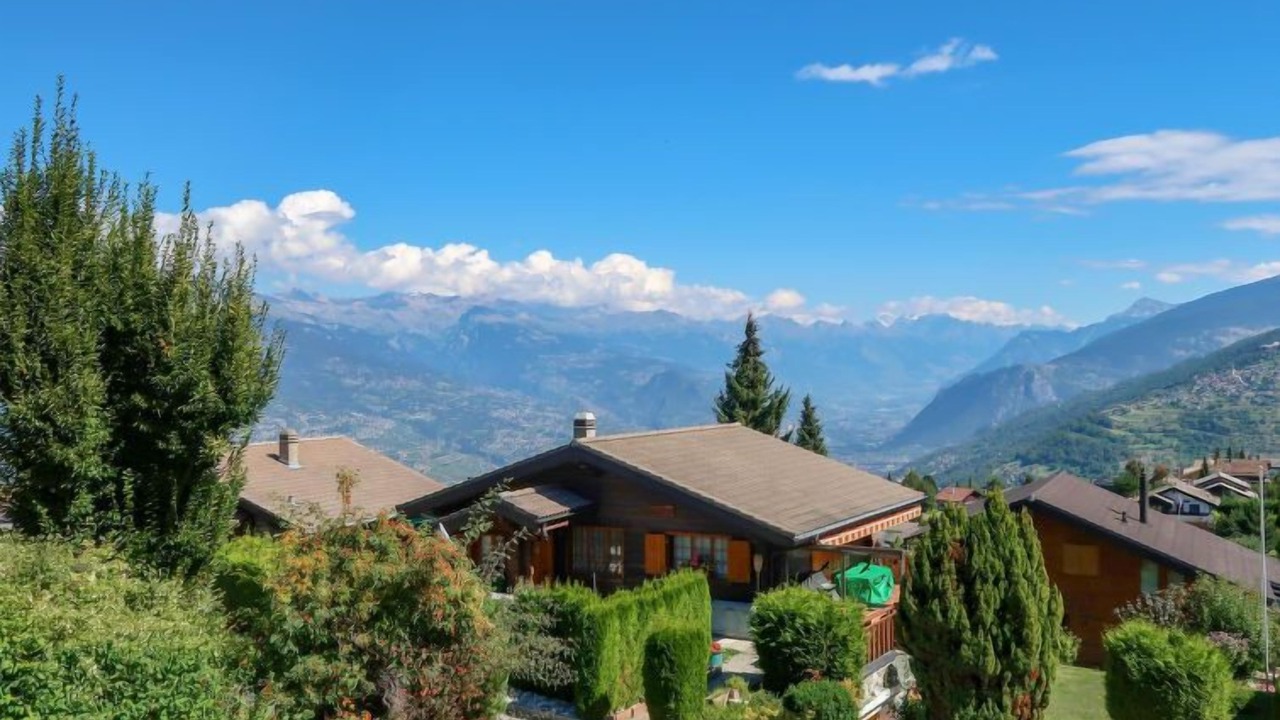 Photo of Others in Saint-Pierre-de-Clages