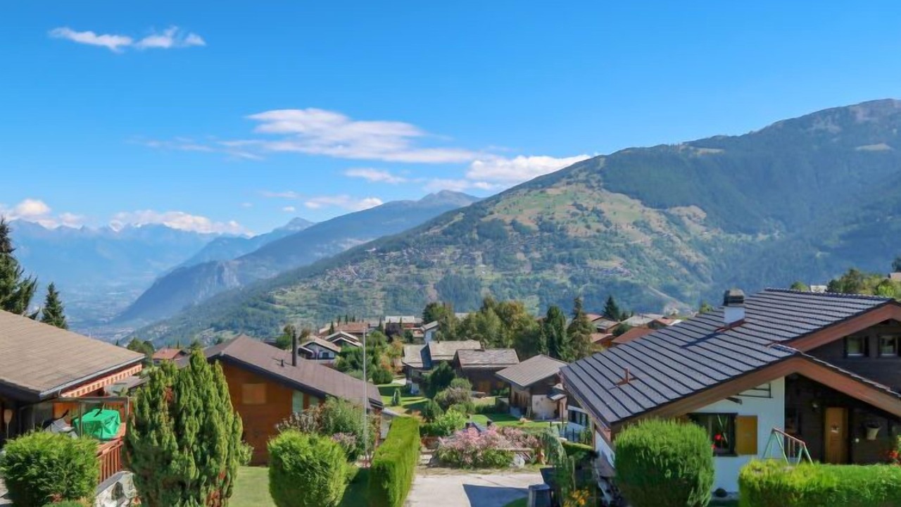 Photo of Others in Saint-Pierre-de-Clages