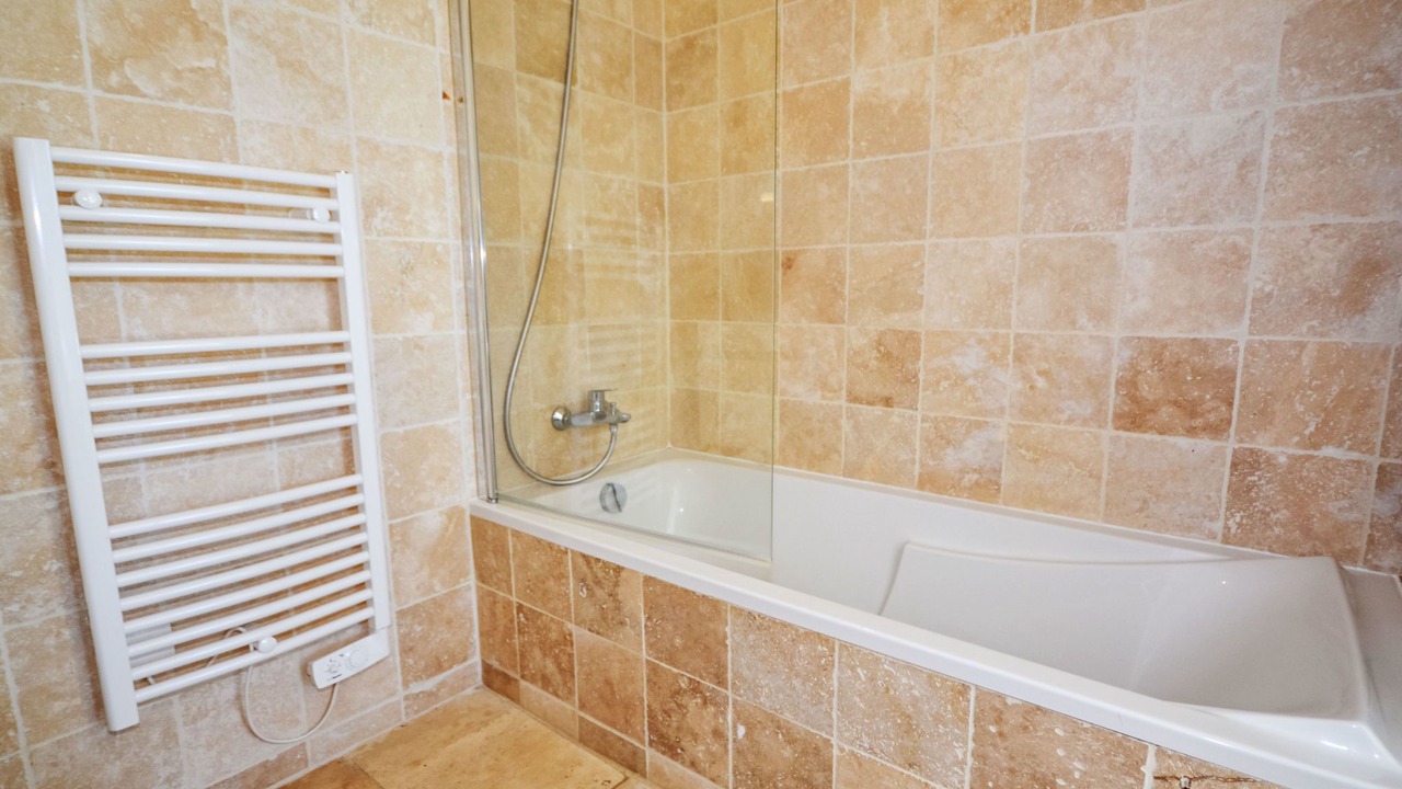 Photo of Bathroom in Viens