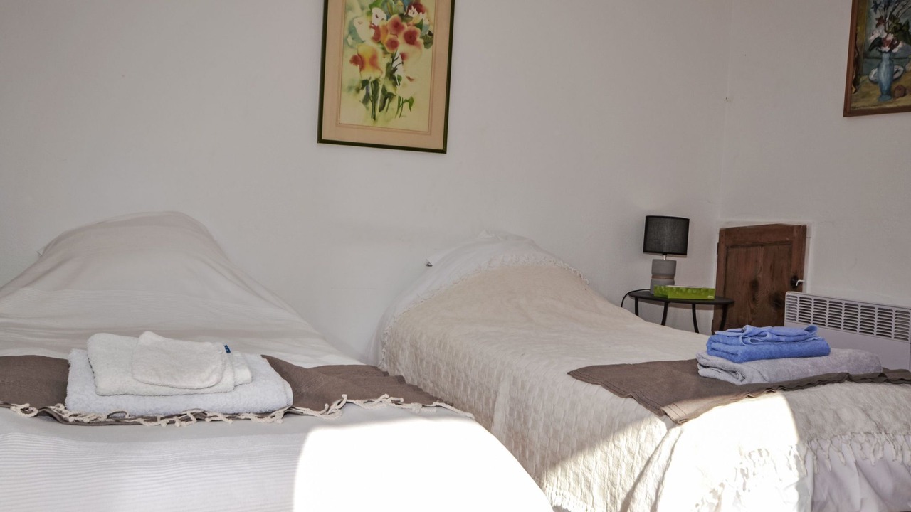 Photo of Others in Viens