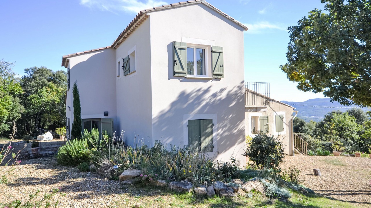 Photo of Others in Viens