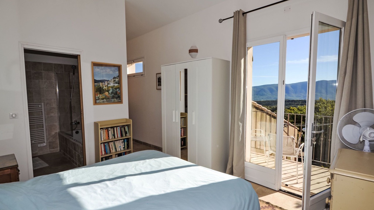 Photo of Others in Viens