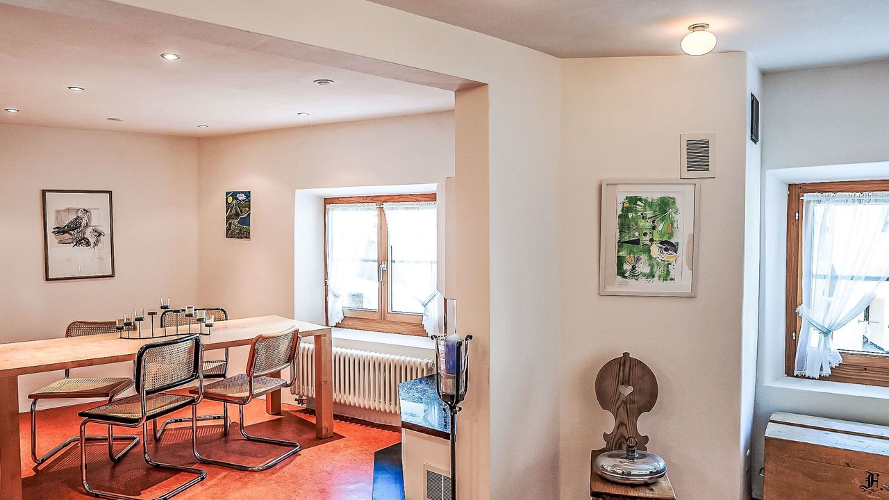 Photo of Bedroom in Mustair