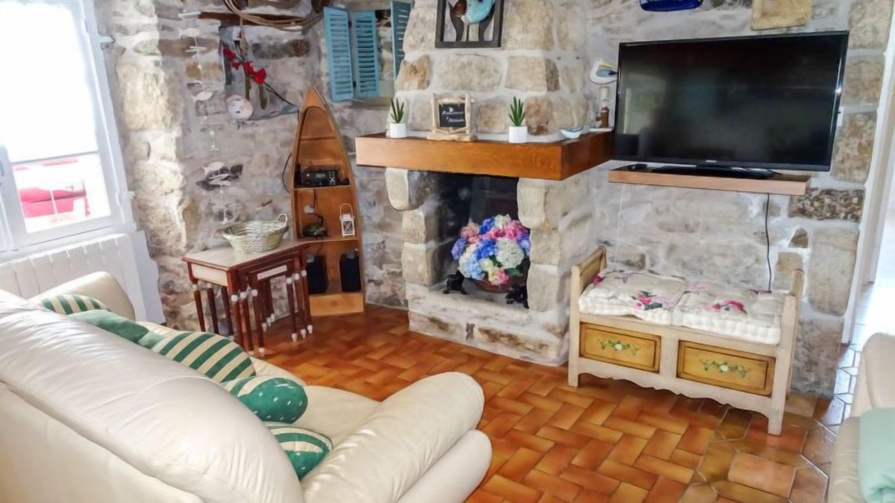 Photo of Livingroom in Cleden-Cap-Sizun