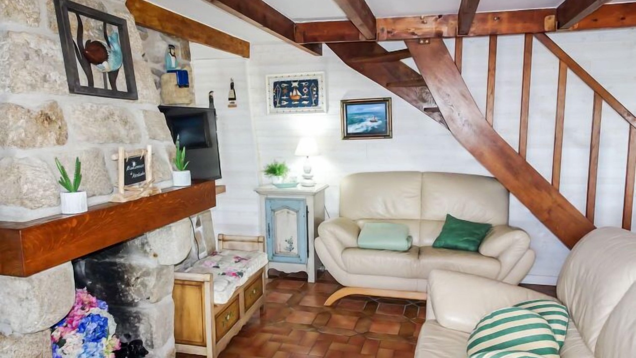 Photo of Livingroom in Cleden-Cap-Sizun