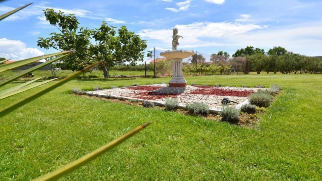 Photo of Outdoor in Tinj