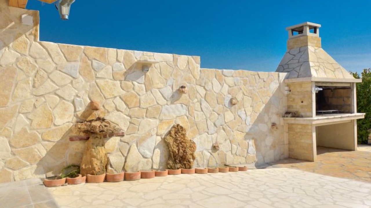 Photo of Outdoor in Tinj