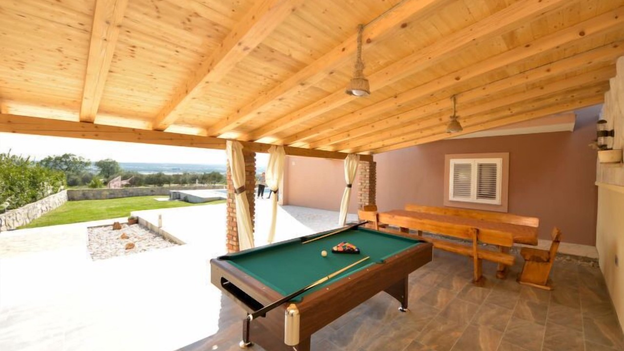 Photo of Outdoor in Tinj